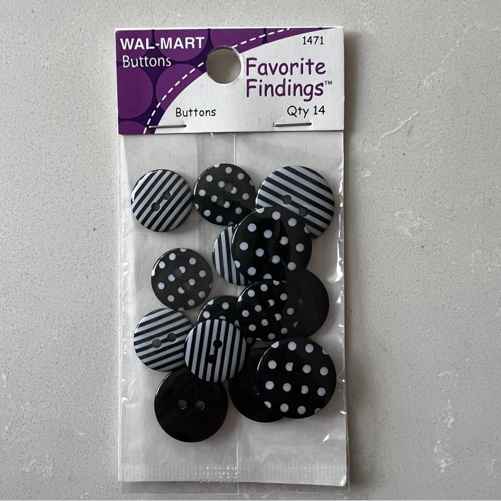 5/$20 Favorite Findings Black & White Dots & Stripes Buttons 14 Count